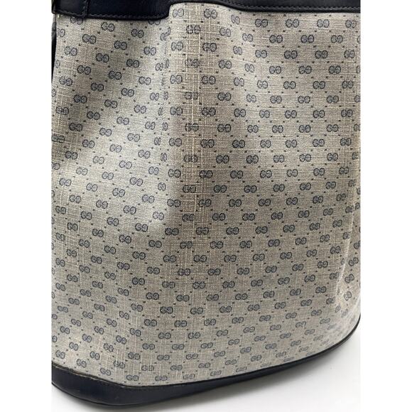 Gucci Italy Vintage 1980's GG Monogram Navy Gray Drawstring Bucket Bag - Picture 6 of 15